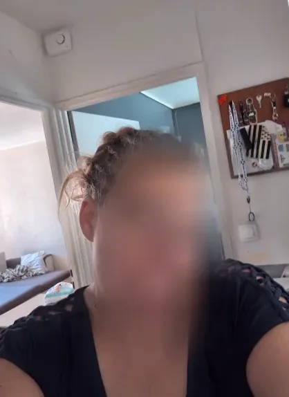 Alexandra, 40