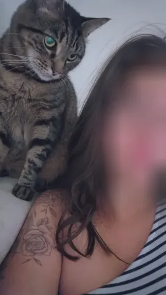 Anja, 28