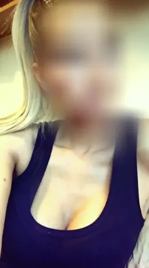Helena, 28