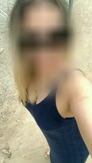 Katrin, 40