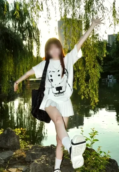 Marie, 34