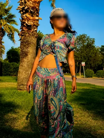 Nora, 33