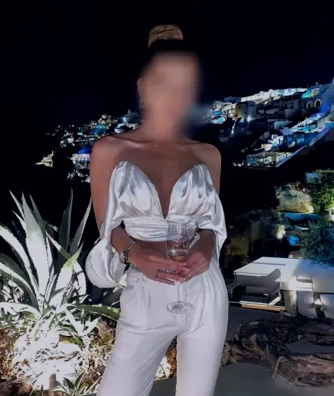 Pia, 31