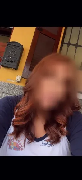 Sandra, 21